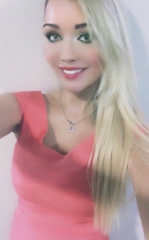 Laure-line free sex in Bellview Florida