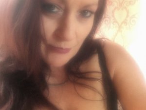 Henricie adult dating in Sterling IL